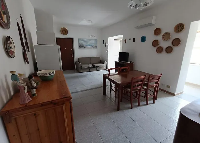 House 120sqm Garden * Carbonia